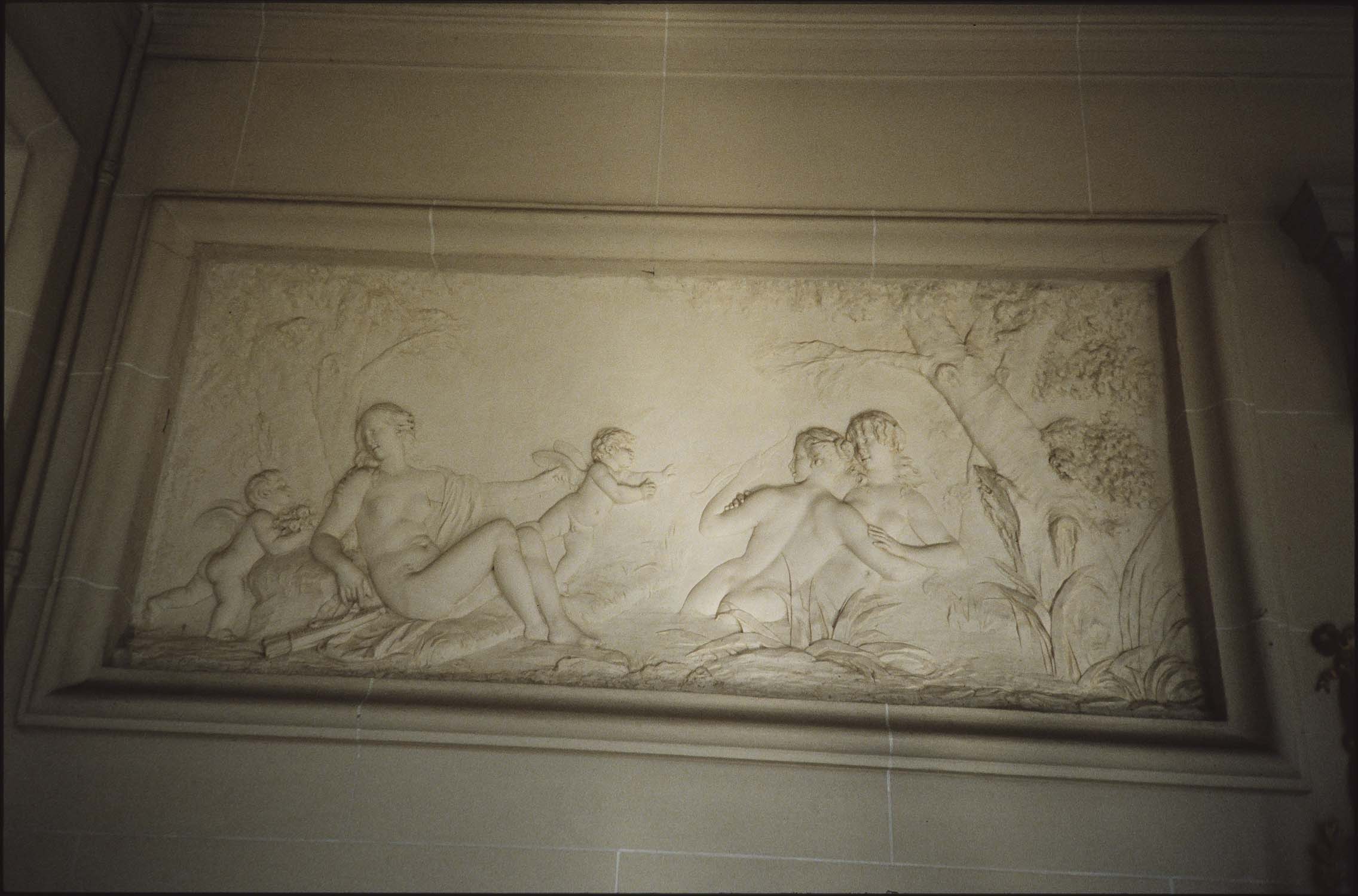 haut-relief, vue générale