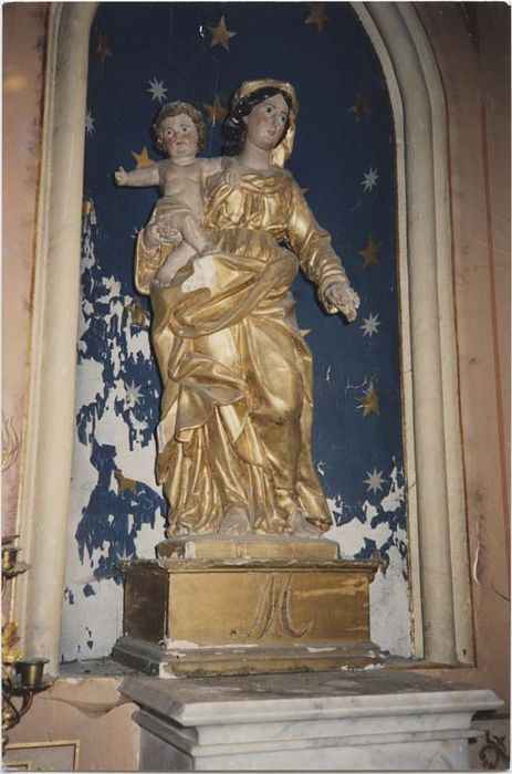 statue : Vierge à l'Enfant