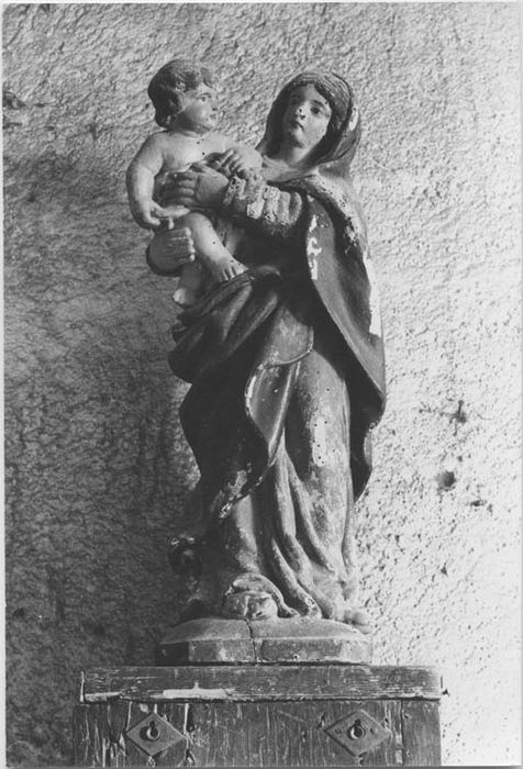 statue (statuette) : Vierge à l'Enfant