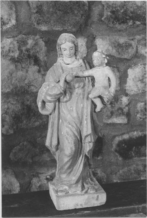 statue (statuette) : Vierge à l'Enfant