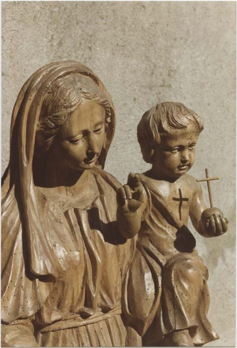 statue : Vierge à l'Enfant