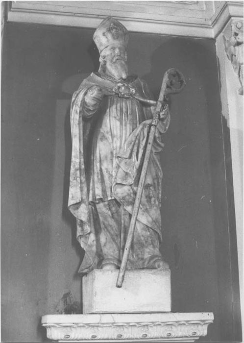 statue : Saint Loup