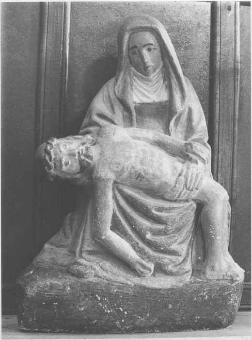 groupe sculpté : Vierge de Pitié