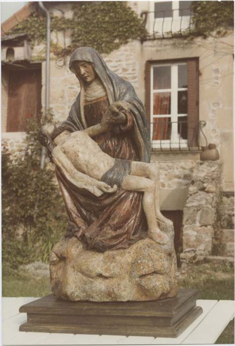 groupe sculpté : Vierge de Pitié