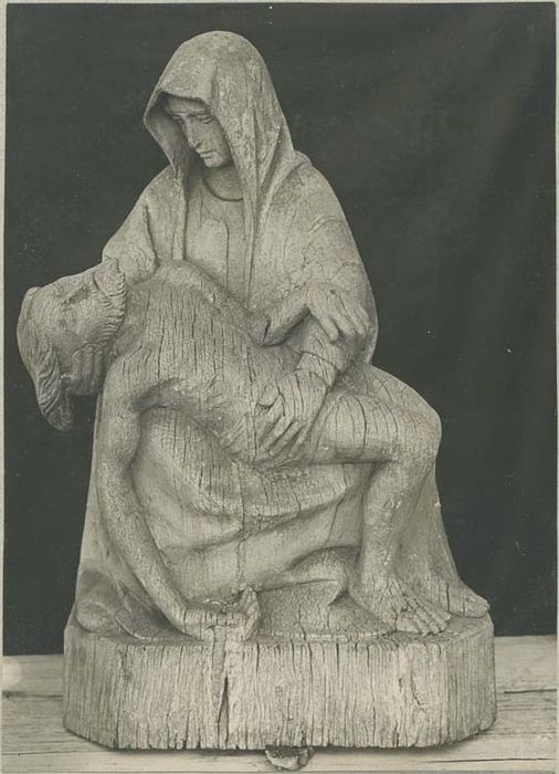 groupe sculpté : Vierge de Pitié