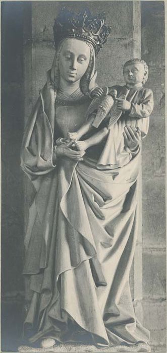 statue : Vierge à l'Enfant