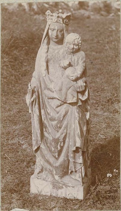 statue : Vierge à l'Enfant