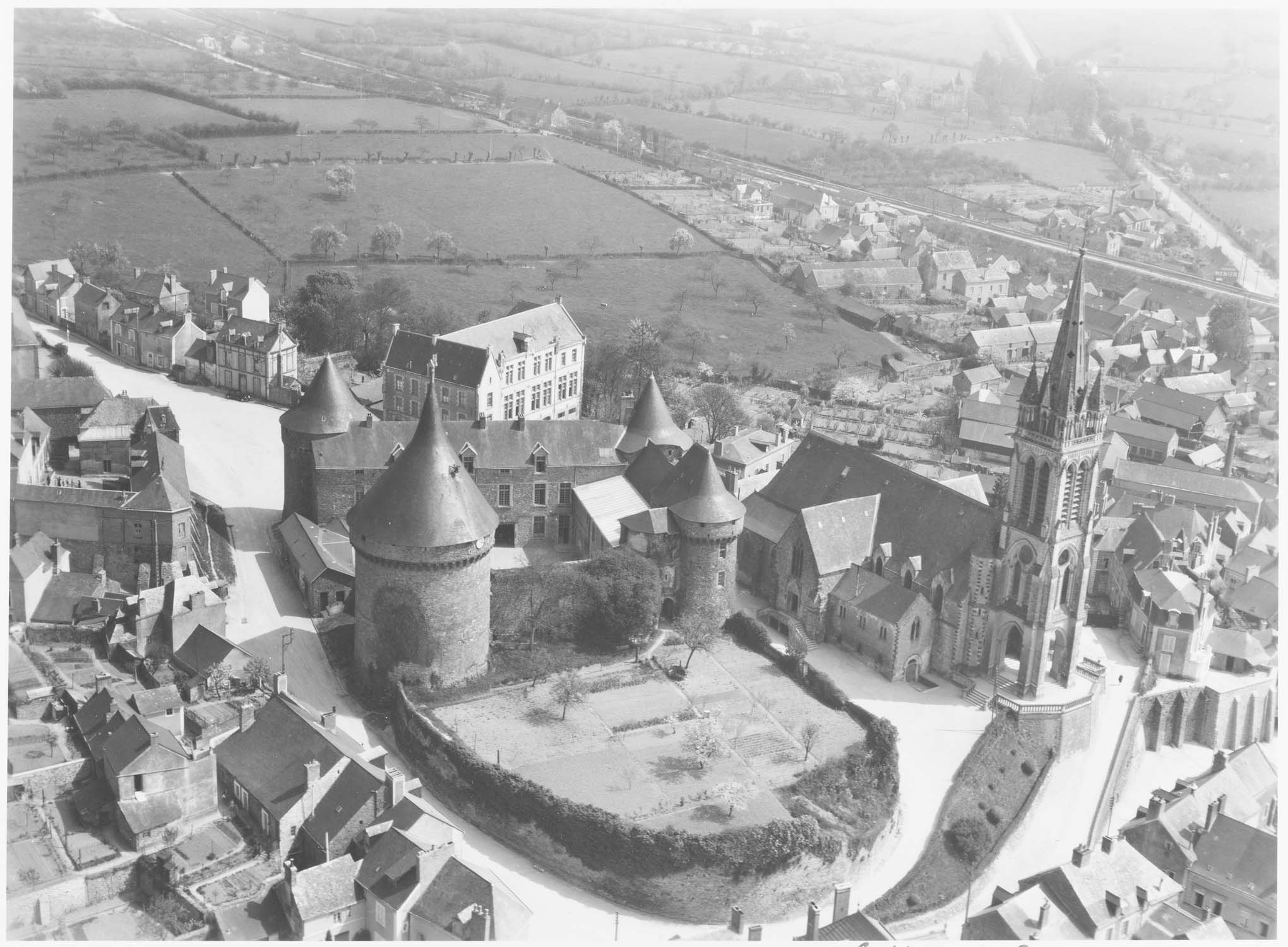 Château et église