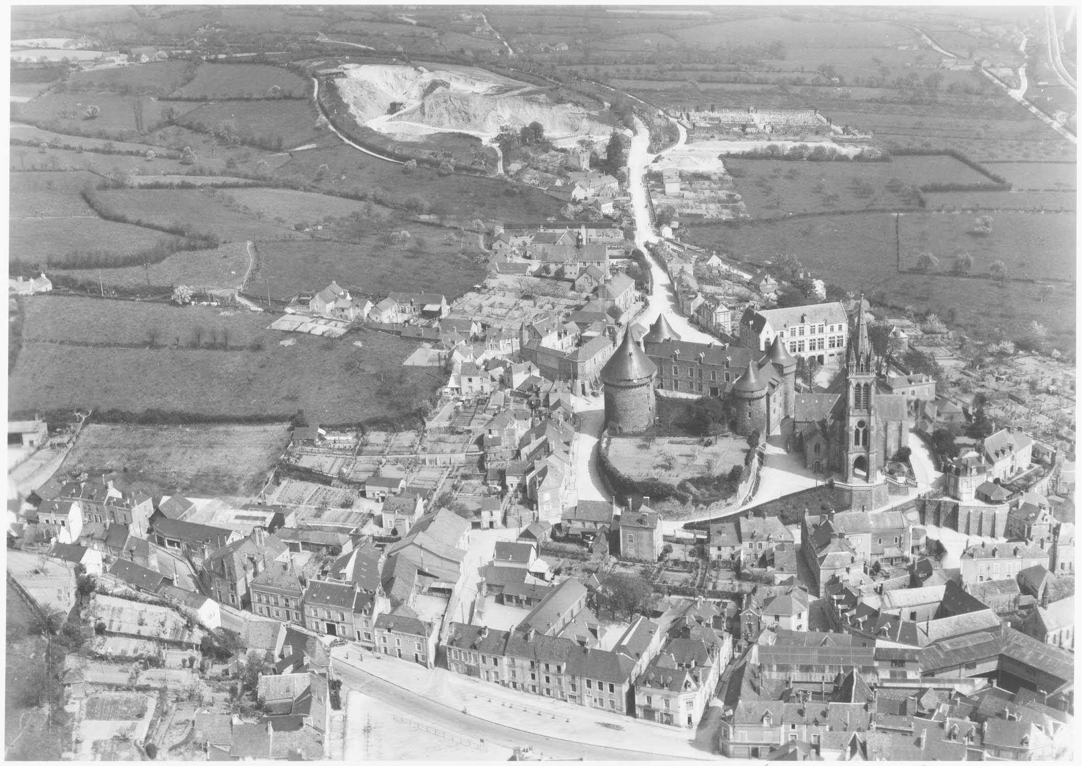 Château et église