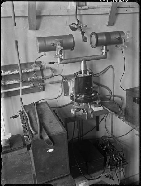 [Instrument du laboratoire de Frédéric et Irène Joliot-Curie]