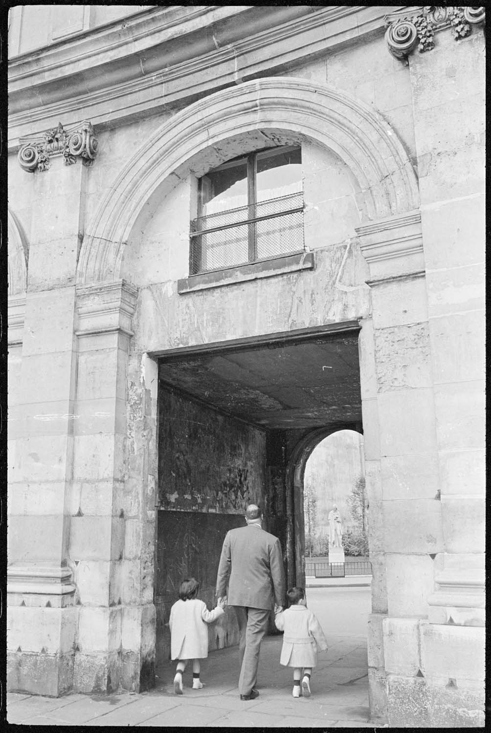 Porte en façade