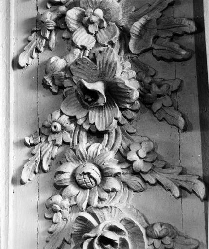 retable du maître-autel, détail des motifs décoratifs