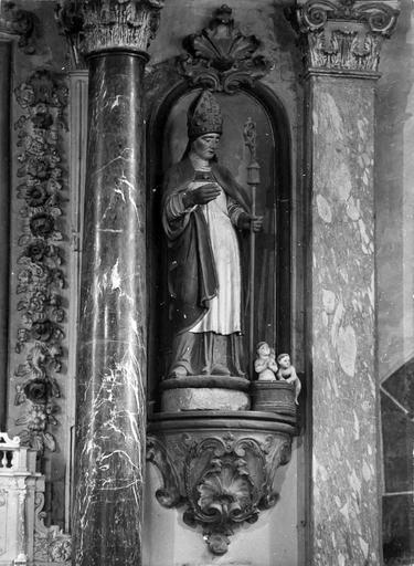 statues du retable du maître-autel : saint Nicolas