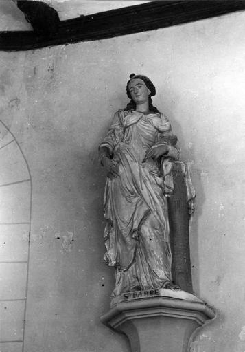 statue : Sainte Barbe - © Ministère de la Culture (France), Médiathèque du patrimoine et de la photographie (objets mobiliers), tous droits réservés