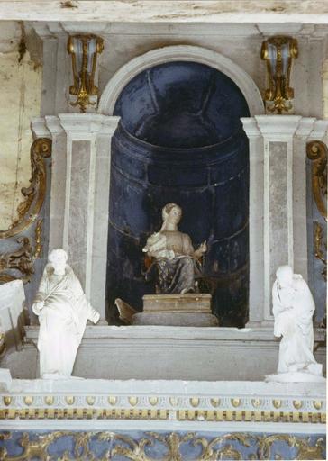 statue : sainte Madeleine ? - © Ministère de la Culture (France), Médiathèque du patrimoine et de la photographie (objets mobiliers), tous droits réservés