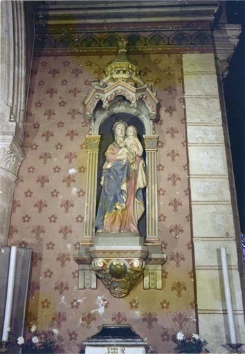 statue : Vierge à l'Enfant - © Ministère de la Culture (France), Médiathèque du patrimoine et de la photographie (objets mobiliers), tous droits réservés
