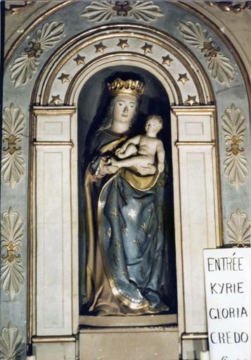 statue : Vierge à l'Enfant