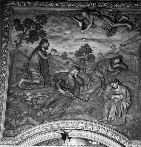 retable du choeur, détail du bas-relief central : le Christ au jardin des oliviers