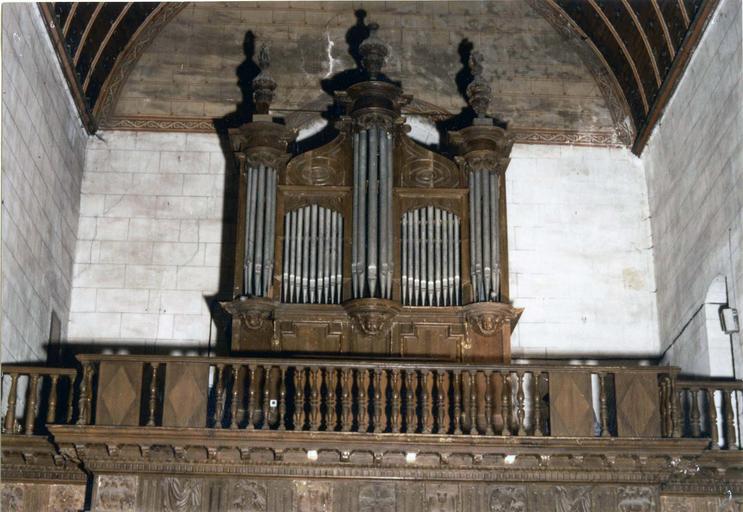 buffet d'orgue provenant du prieuré de Château-l'Hermitage