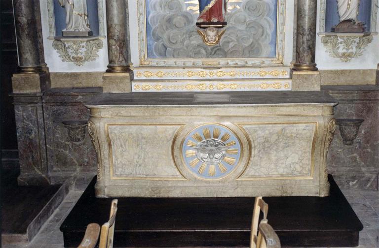 retable nord, partie basse, autel - © Ministère de la Culture (France), Médiathèque du patrimoine et de la photographie (objets mobiliers), tous droits réservés