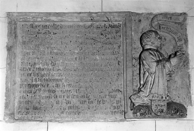 monument funéraire de Nicole Drouet, curé de Coulans