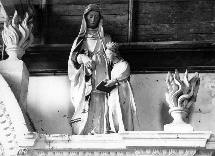 groupe sculpté : L'Education de la Vierge