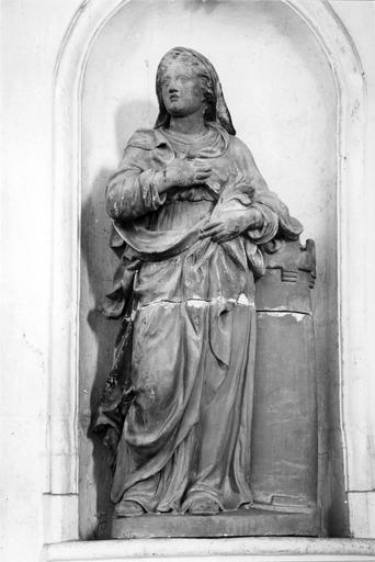 statue : Sainte Barbe - © Ministère de la Culture (France), Médiathèque du patrimoine et de la photographie (objets mobiliers), tous droits réservés