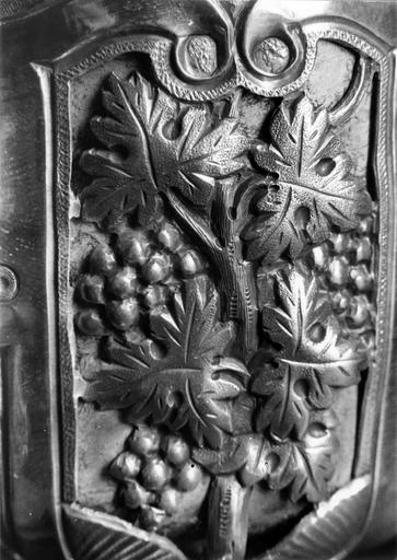 calice, détail de la coupe - © Ministère de la Culture (France), Médiathèque du patrimoine et de la photographie (objets mobiliers), tous droits réservés