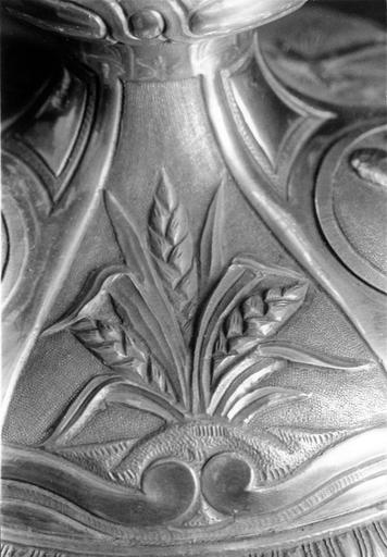 calice, détail du pied - © Ministère de la Culture (France), Médiathèque du patrimoine et de la photographie (objets mobiliers), tous droits réservés