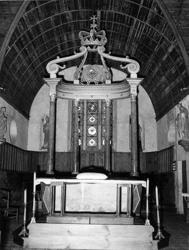 maître-autel et son baldaquin ou ciborium - © Ministère de la Culture (France), Médiathèque du patrimoine et de la photographie (objets mobiliers), tous droits réservés