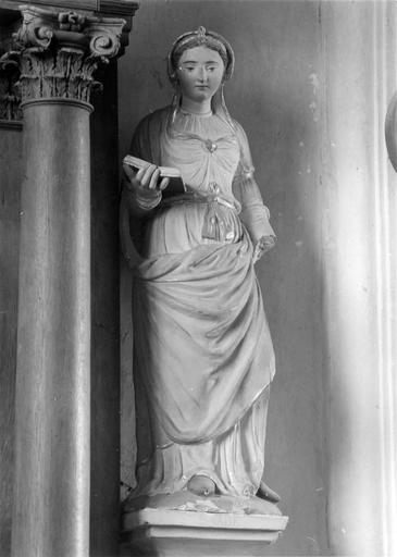statue : Sainte Barbe - © Ministère de la Culture (France), Médiathèque du patrimoine et de la photographie (objets mobiliers), tous droits réservés