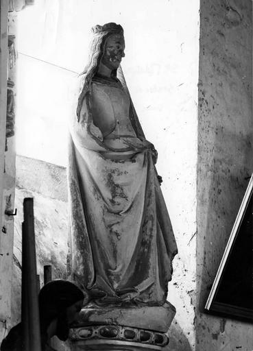 statue : sainte martyre ? - © Ministère de la Culture (France), Médiathèque du patrimoine et de la photographie (objets mobiliers), tous droits réservés