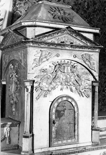 tabernacle monumental à double face, détail de la partie centrale - © Ministère de la Culture (France), Médiathèque du patrimoine et de la photographie (objets mobiliers), tous droits réservés
