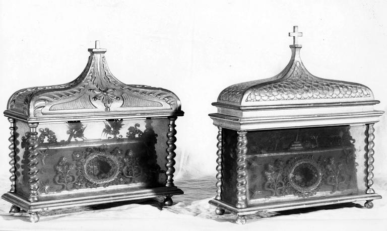 2 reliquaires n°63 et n°64 - © Ministère de la Culture (France), Médiathèque du patrimoine et de la photographie (objets mobiliers), tous droits réservés