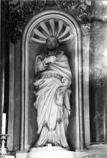 statues du retable du maître-autel : Saint Pierre