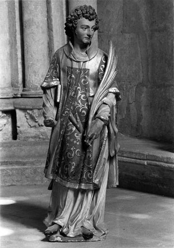 statue : saint Gervais ?