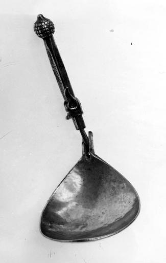 cuiller articulée du trésor de Coëffort