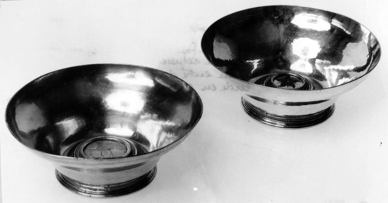 écuelles du trésor de Coëffort - © Ministère de la Culture (France), Médiathèque du patrimoine et de la photographie (objets mobiliers), tous droits réservés