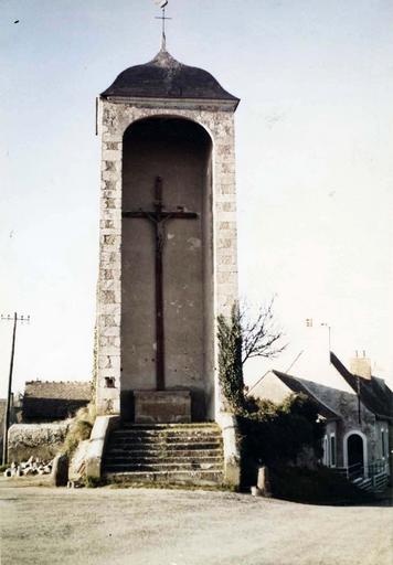 calvaire couvert dit croix de mission