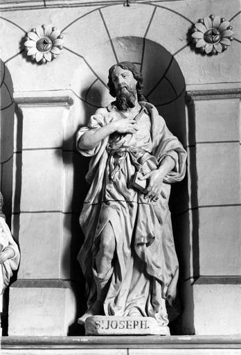 statue : saint Joseph