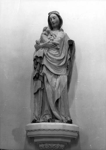 statue : Vierge à l'Enfant