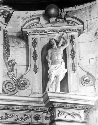 statue du retable du maître-autel : Saint Sébastien - © Ministère de la Culture (France), Médiathèque du patrimoine et de la photographie (objets mobiliers), tous droits réservés