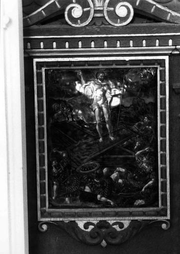 plaque émaillée ornant la châsse de saint Julien : La Résurrection