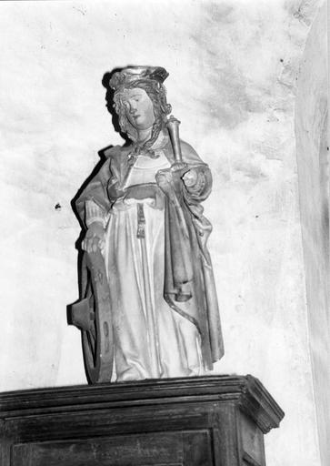 Statue : Sainte Catherine