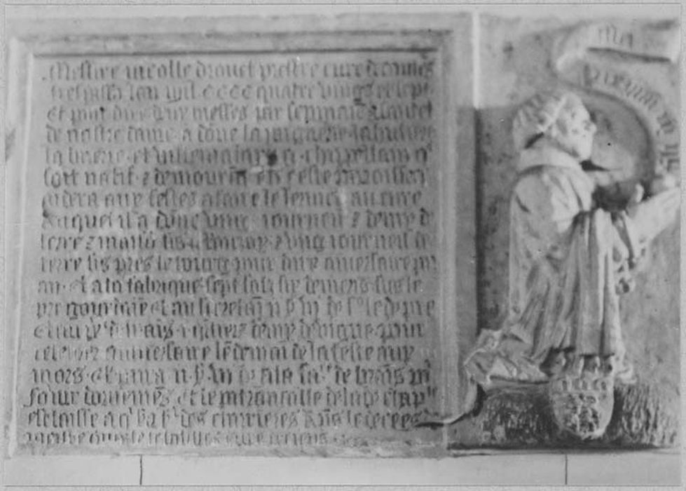 plaque funéraire de Nicole Drouet, curé de Coulans
