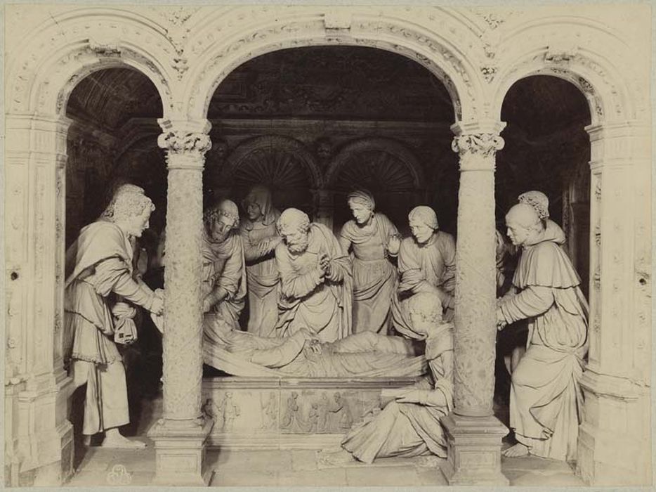 groupe sculpté : Ensevelissement de la Vierge