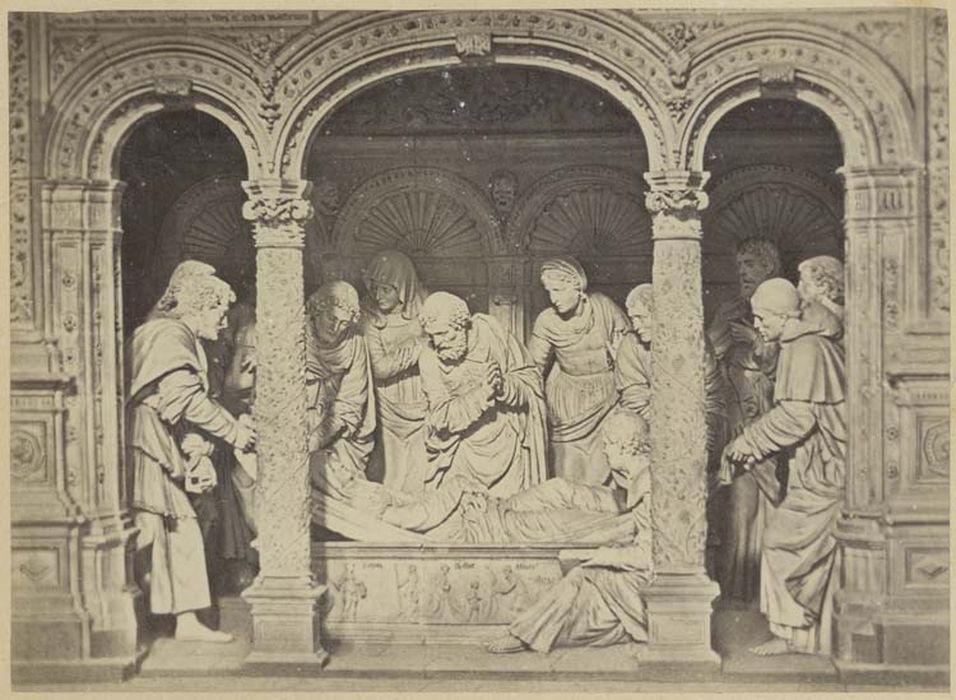 groupe sculpté : Ensevelissement de la Vierge, vue partielle