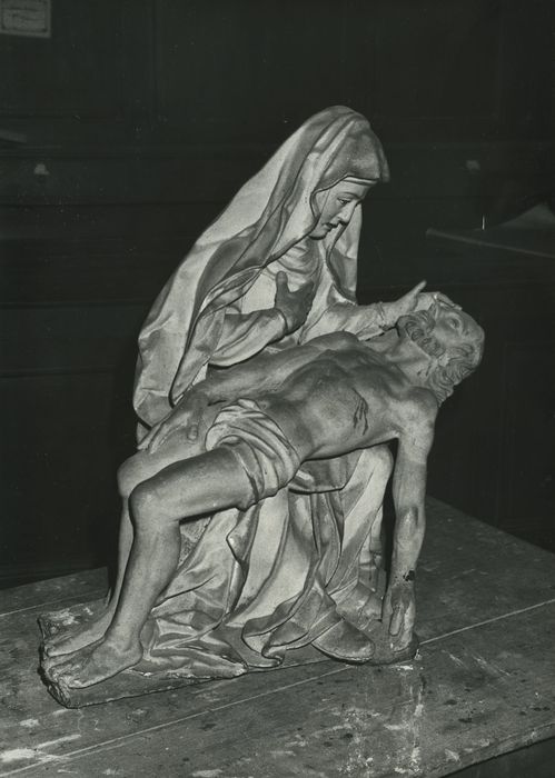 groupe sculpté : Vierge de Pitié - © Ministère de la Culture (France), Médiathèque du patrimoine et de la photographie, diffusion RMN-GP