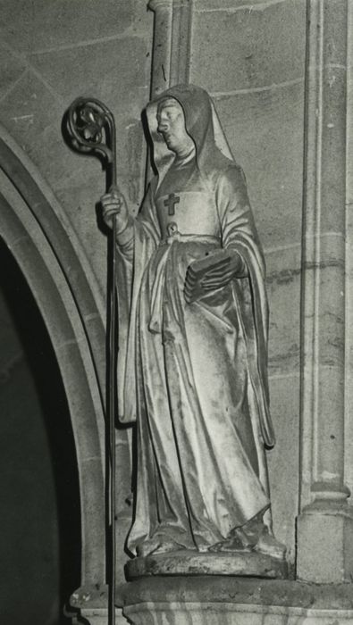 statue : Sainte Scolastique