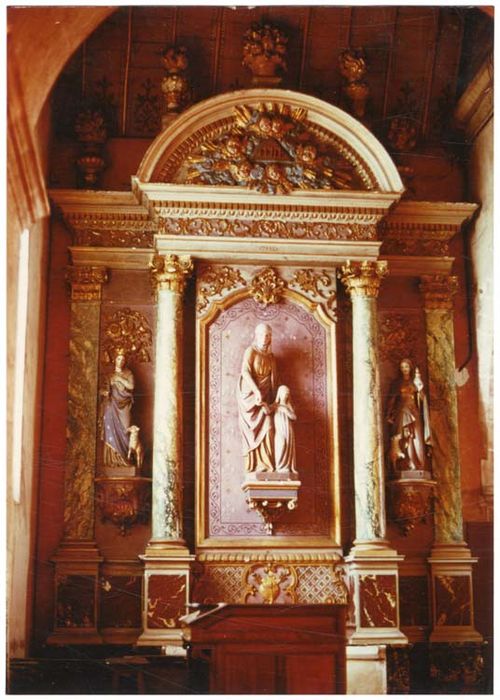 retable latéral nord, trois statues - © Ministère de la Culture (France), Médiathèque du patrimoine et de la photographie, diffusion GrandPalaisRmn Photo